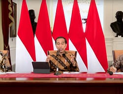 Jokowi Larang Ekspor Bijih Bauksit Mulai Juni 2023
