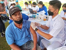 Buka Layanan Vaksinasi di 3 Titik, Polresta Deli Serdang Terus Gelar Vaksinasi Massal Dibulan Ramadhan