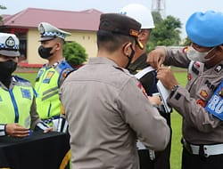 Kapolresta Deli Serdang Pimpin Apel Gelar Pasukan Operasi Zebra Toba 2022