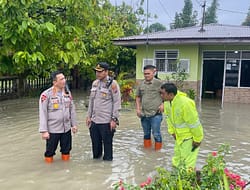 Tanggap Darurat, Kapolresta Deli Serdang Cek Lokasi Banjir