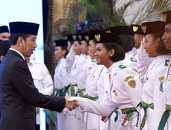 Presiden Jokowi Kukuhkan 76 Anggota Paskibraka Tahun 2023